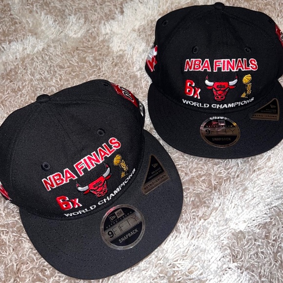 Rare Chicago bulls Snapback hat made with different patches. Stylish! - Picture 1 of 4